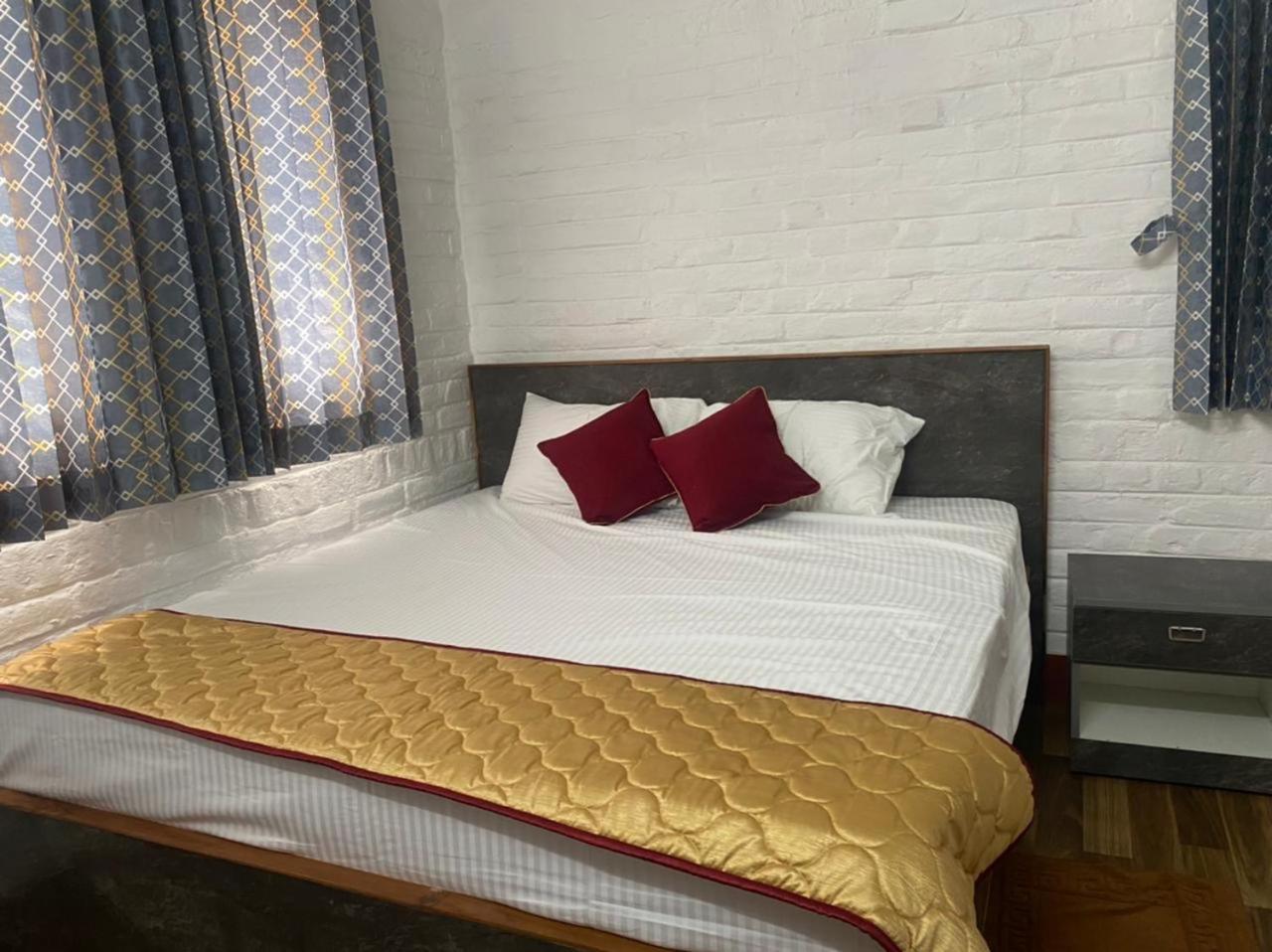 Western Castle Residency Villa Коимбаторе Екстериор снимка
